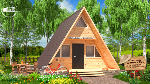 Треугольный деревянный шалаш с мансардой